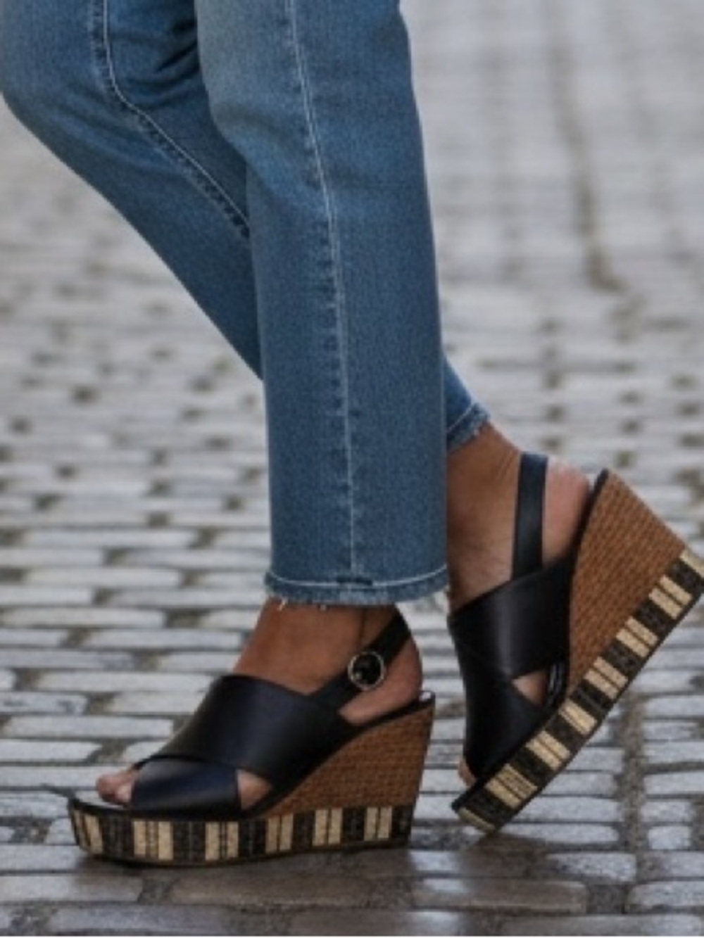 Linea Paolo Valery-L Black Leather Platform Wedge Sandals Size 9M